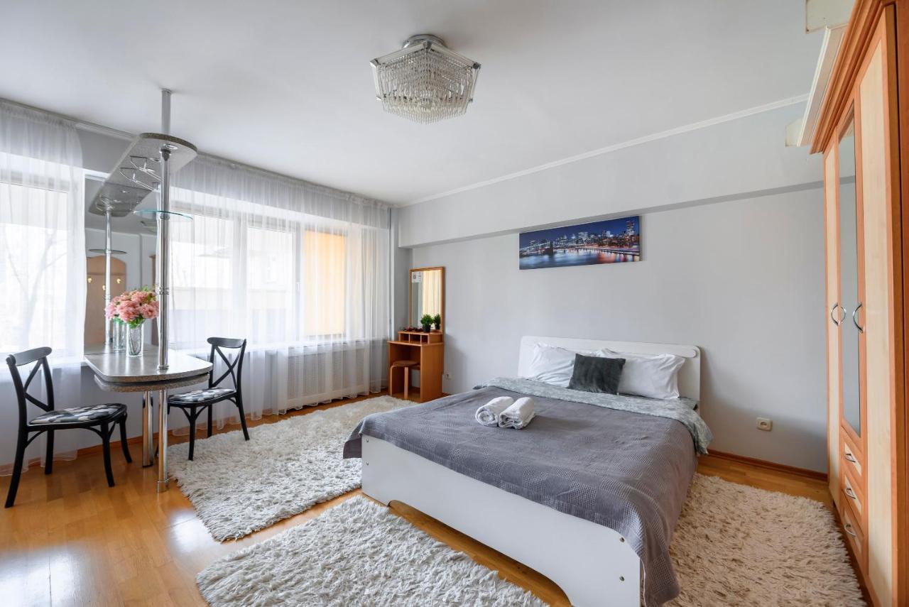 На Проспекте Ленина Apartment Almaty Exterior photo