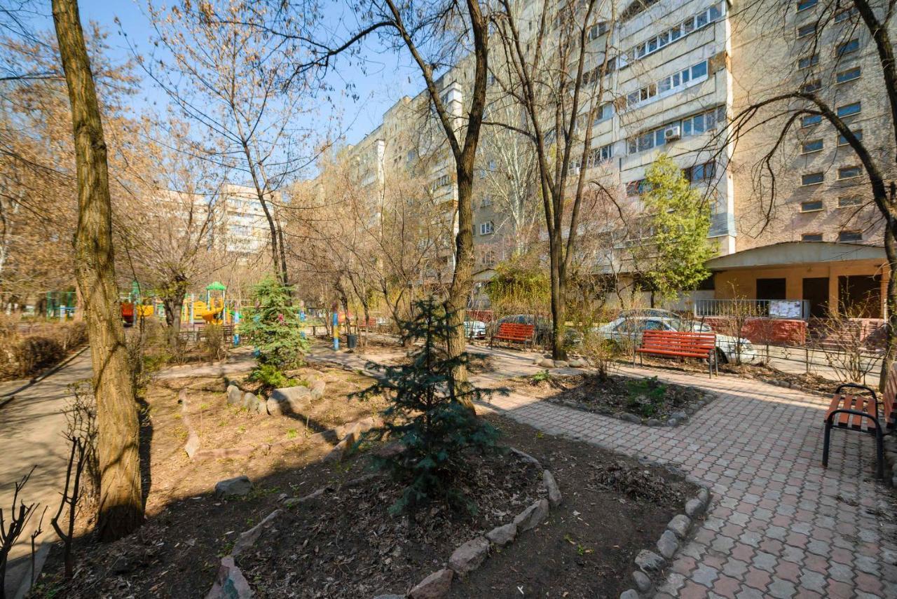 На Проспекте Ленина Apartment Almaty Exterior photo